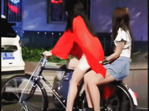 晚上穿红衣是不是有点吓人